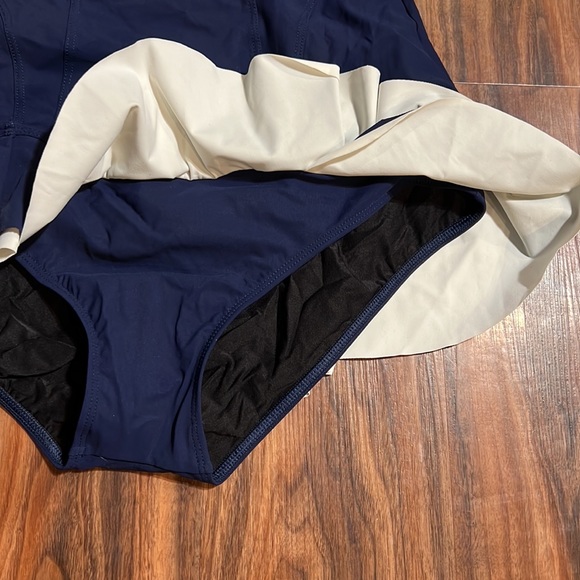 Gottex Profile Belle Curve Swimdress - Picture 8 of 16